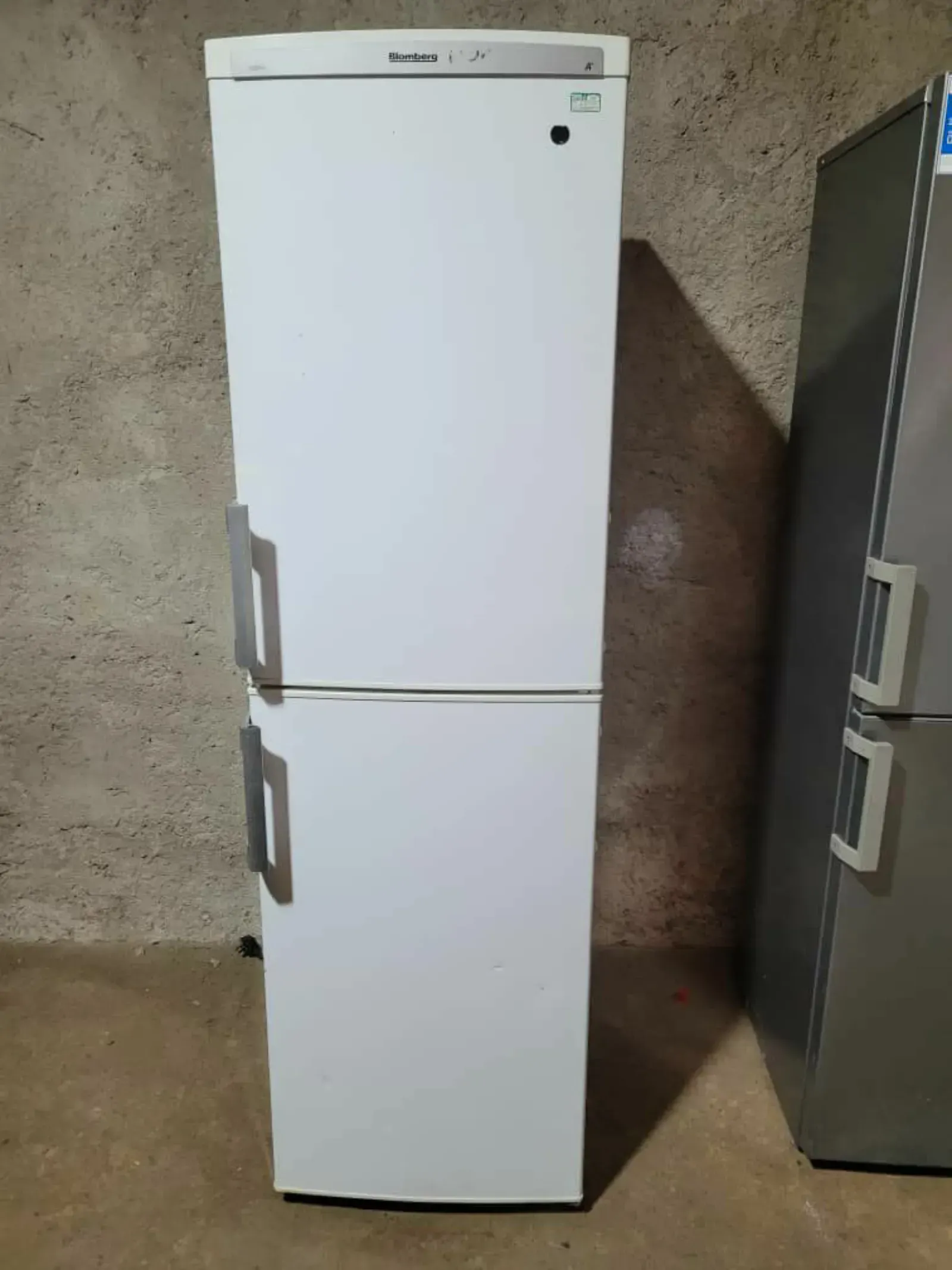 Main Photo - Marketplace | Samsung Fridge New Available, Logpom, Douala, Cameroon | Electronics & Media  > Other Electronics & Media