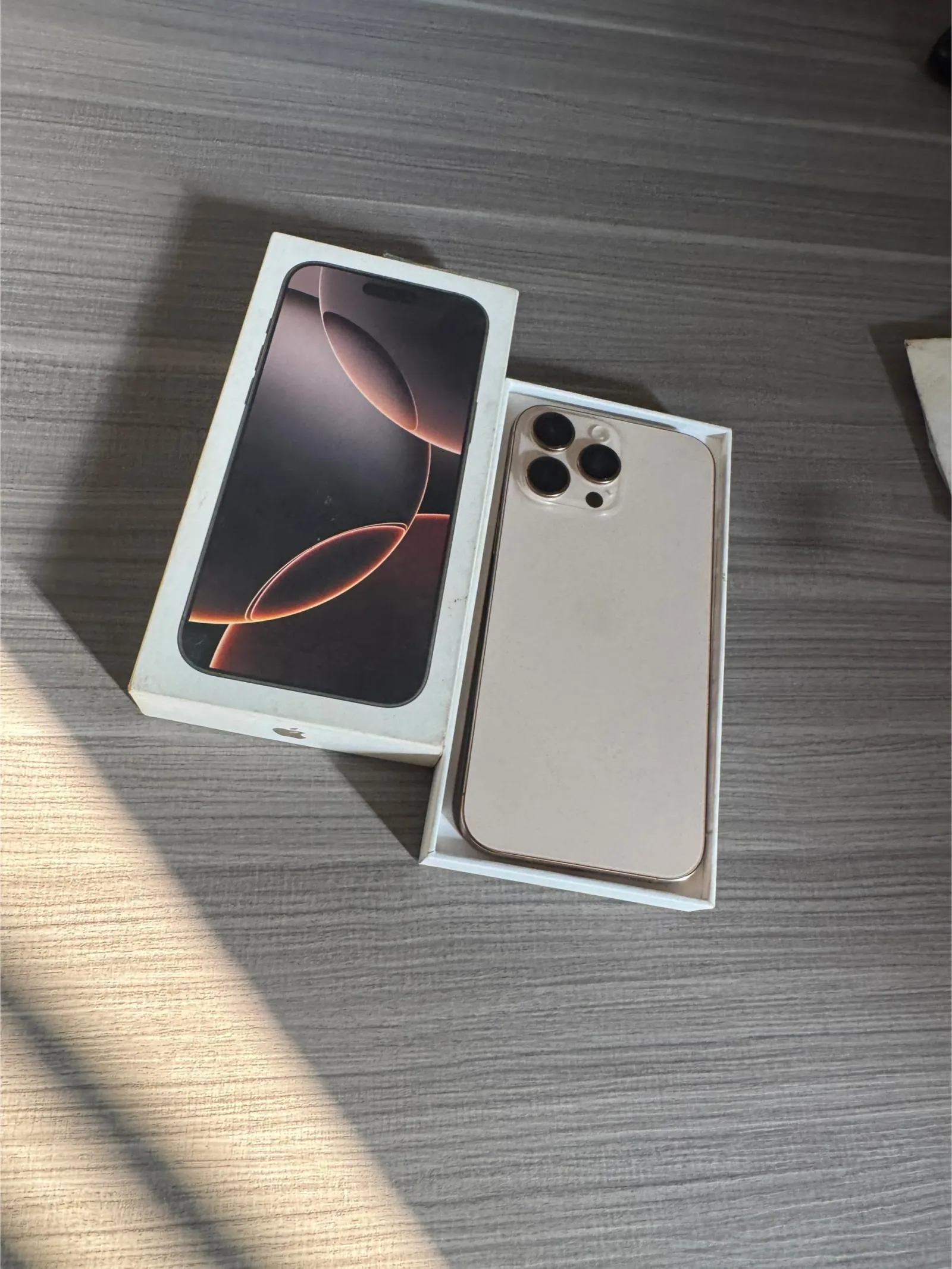 Main Photo - Marketplace | Iphone 16, Simbock, Yaoundé, Cameroon | Electronics & Media  > Cell phones & Accessories