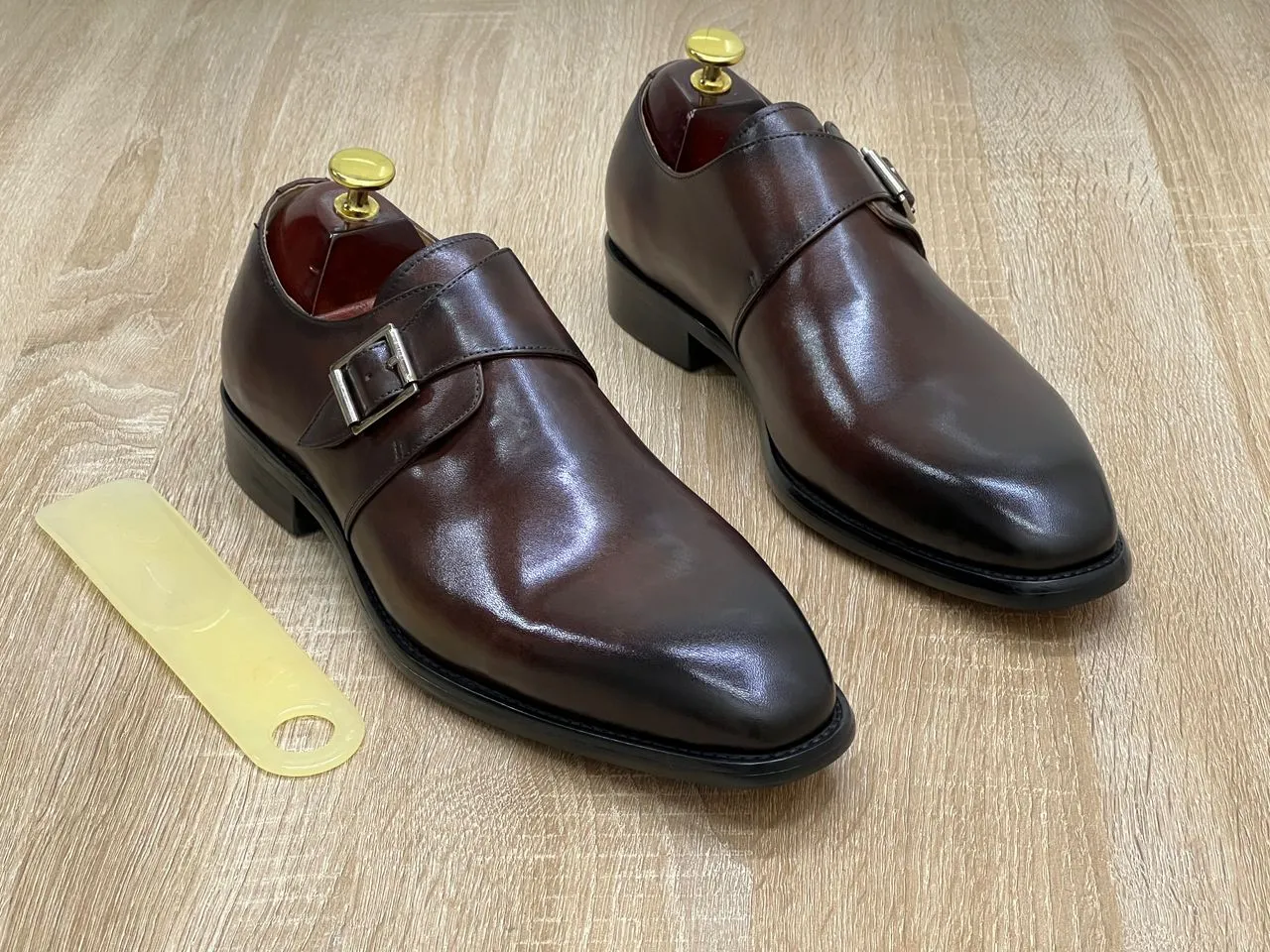 Gallery Photo 1 - Marketplace | Chaussure Homme, Akwa-douche, Douala, Cameroon | Clothing, Shoes, & Others  > Men's shoes