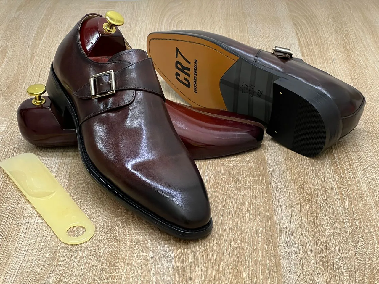 Gallery Photo 4 - Marketplace | Chaussure Homme, Akwa-douche, Douala, Cameroon | Clothing, Shoes, & Others  > Men's shoes