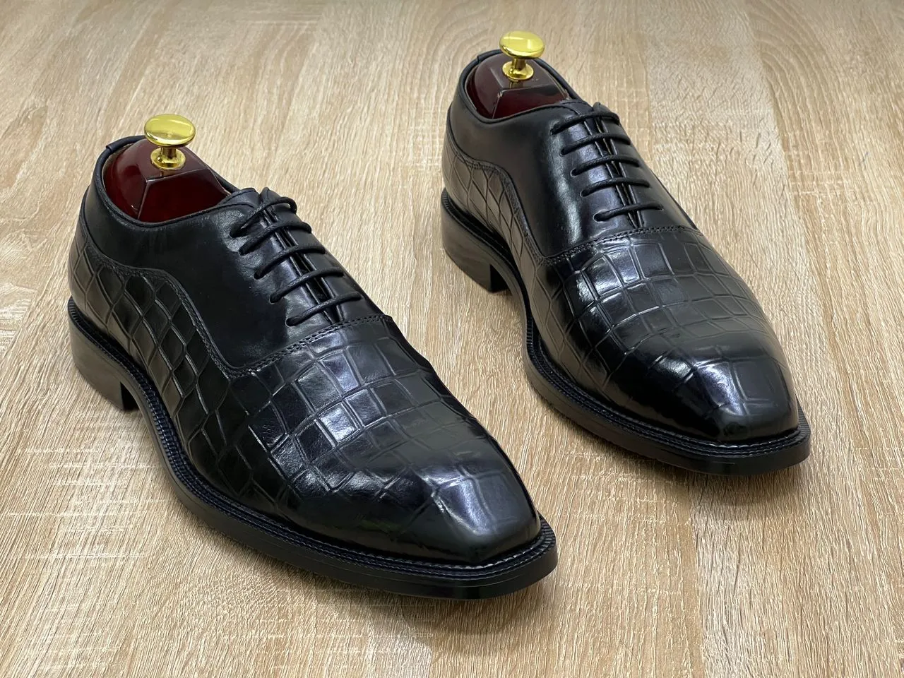 Gallery Photo 4 - Marketplace | Chaussure Homme, Akwa-douche, Douala, Cameroon | Clothing, Shoes, & Others  > Men's shoes