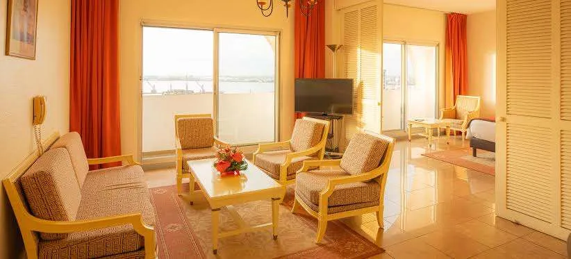 Gallery Photo 2 - Marketplace | Hôtel Akwa Palace Douala, Akwa, Douala, Cameroon | Services & Others 