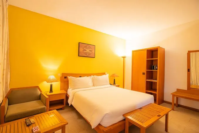Gallery Photo 3 - Marketplace | Hôtel Akwa Palace Douala, Akwa, Douala, Cameroon | Services & Others 