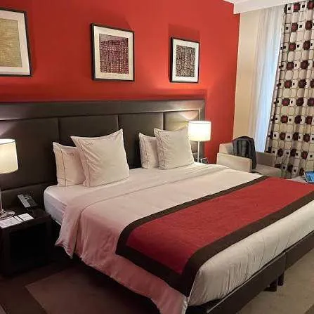 Gallery Photo 8 - Marketplace | Hôtel Akwa Palace Douala, Akwa, Douala, Cameroon | Services & Others 