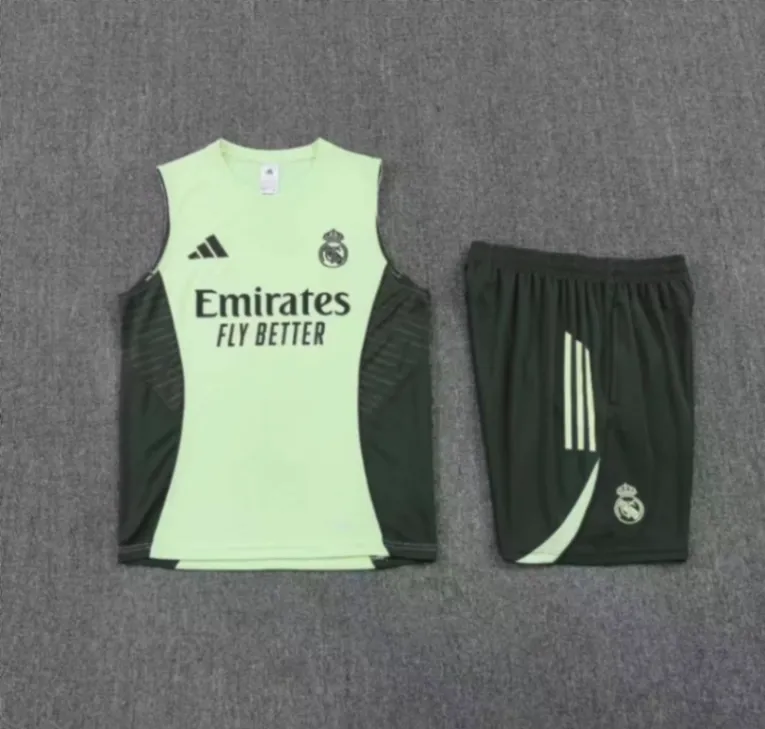 Main Photo - Marketplace | Sleeveless Jersey, Biyemassi, Yaoundé, Cameroon | Clothing, Shoes, & Others  > Men's clothing